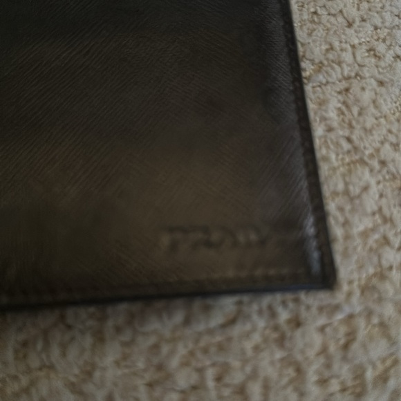 BLACK PRADA BIFOLD MILANO SAFFIANO LONG WALLET, EUC - Picture 2 of 10